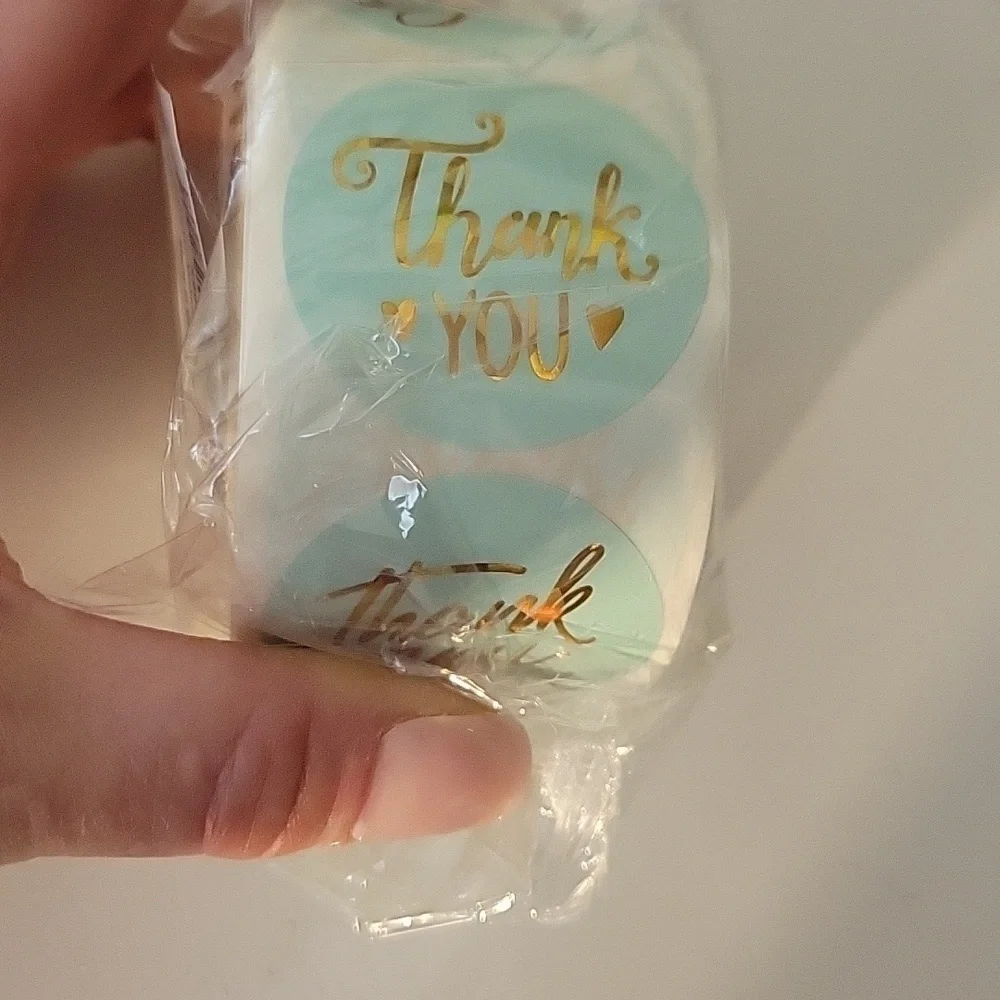N/A •reads thank